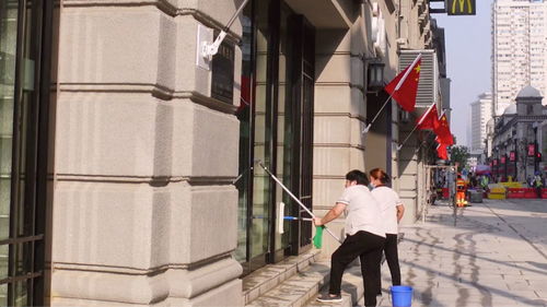 三季度全國最缺工100個職業(yè)出爐 中小學(xué)教師與房地產(chǎn)經(jīng)紀人雙雙上榜